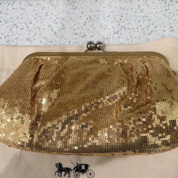 Coach Gold Sequin Vintage Clutch Bag - Picture 2 of 10